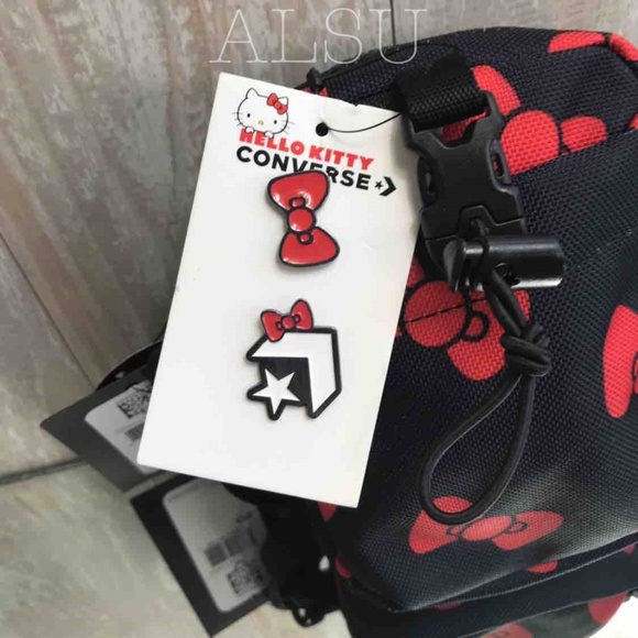 Conv&Hello Kitty Mini Crossbody Bag Comms Black W - Picture 8 of 8